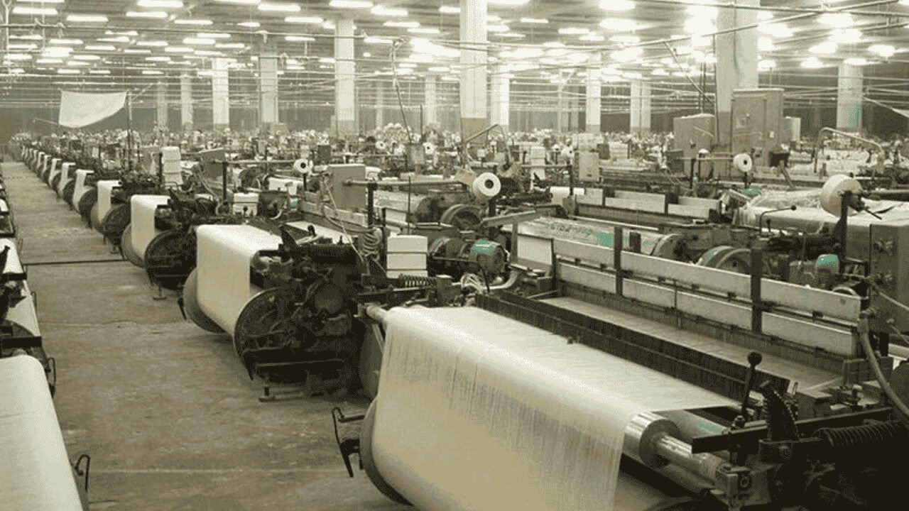 Pakistan textile exports decline in September 2025 due to rising costs and weak global demand