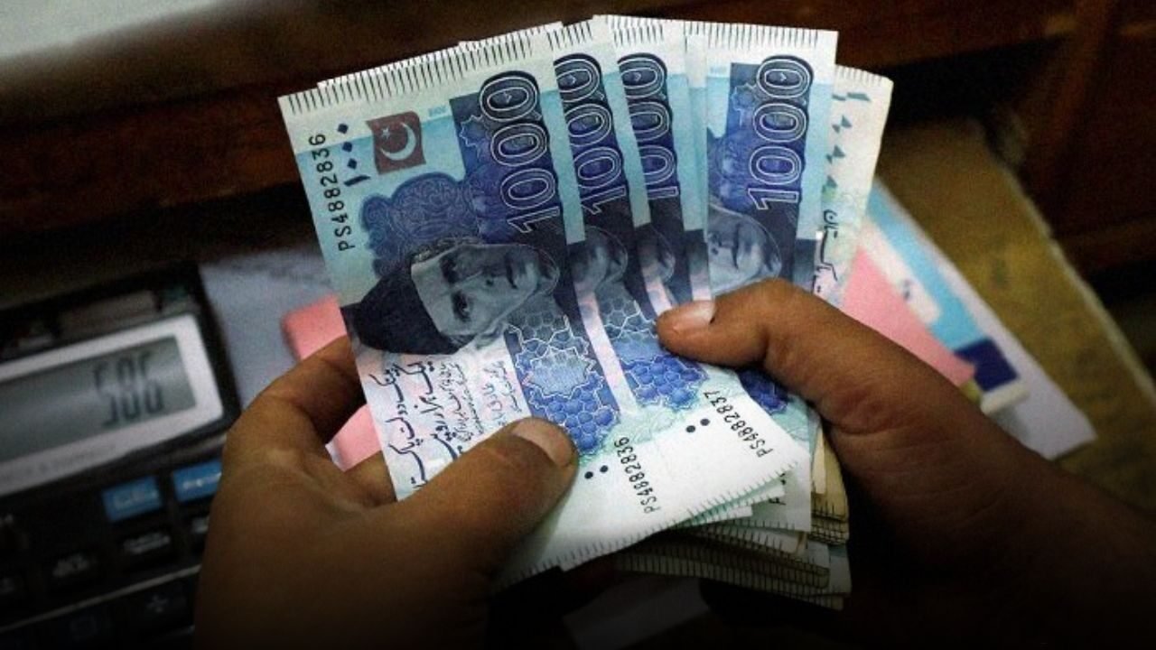 Pakistani Rupee Stability against major global currencies in December